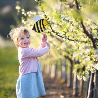 Jak Postępować po Użądleniu Pszczoły: Poradnik Pierwszej Pomocy